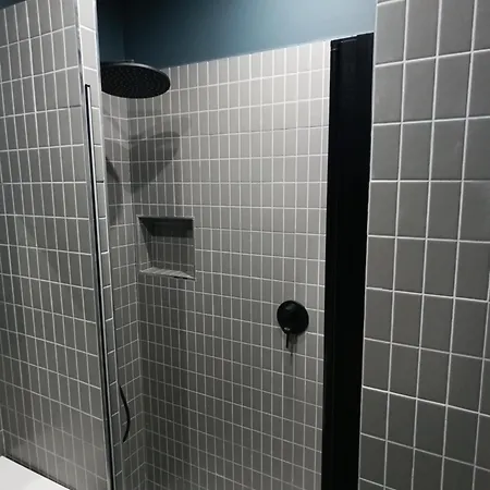 ベッド・アンド・ブレックファスト Blu