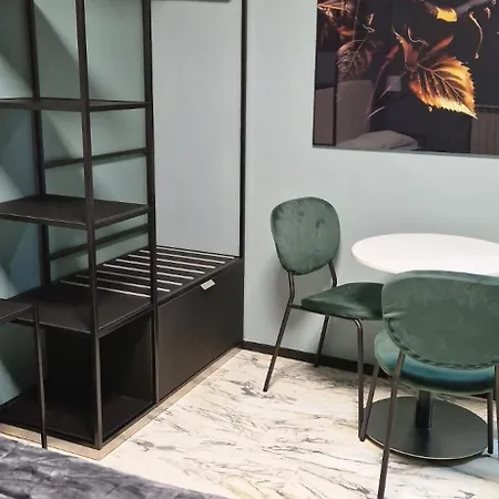 Oda ve Kahvaltı Blu